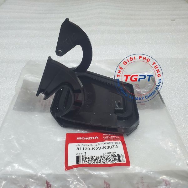 Nắp mở hộp cốp Vario 2023 125cc /81130-K2V-N30ZA