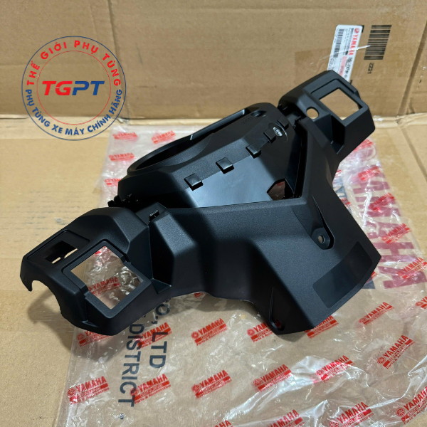 Ốp đầu sau, gáy, bợ cổ Exciter 150 2015-2018 /2ND-F6145-00
