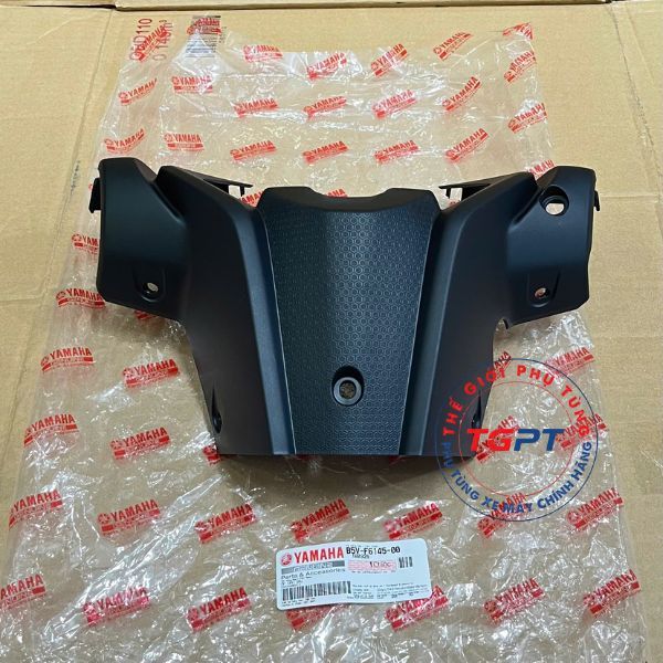 Ốp đầu sau, Nắp sau tay lái, Bợ cổ Exciter 155 2021-2025 /B5V-F6145-00