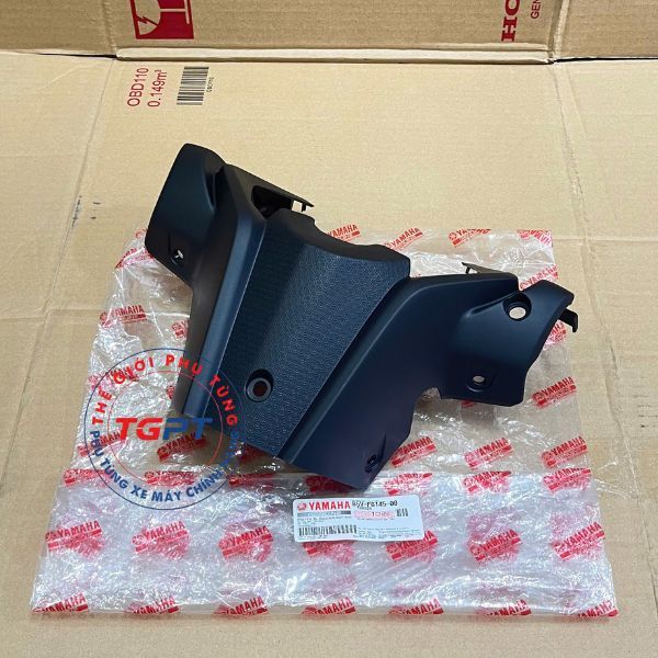 Ốp đầu sau, Nắp sau tay lái, Bợ cổ Exciter 155 2021-2025 /B5V-F6145-00