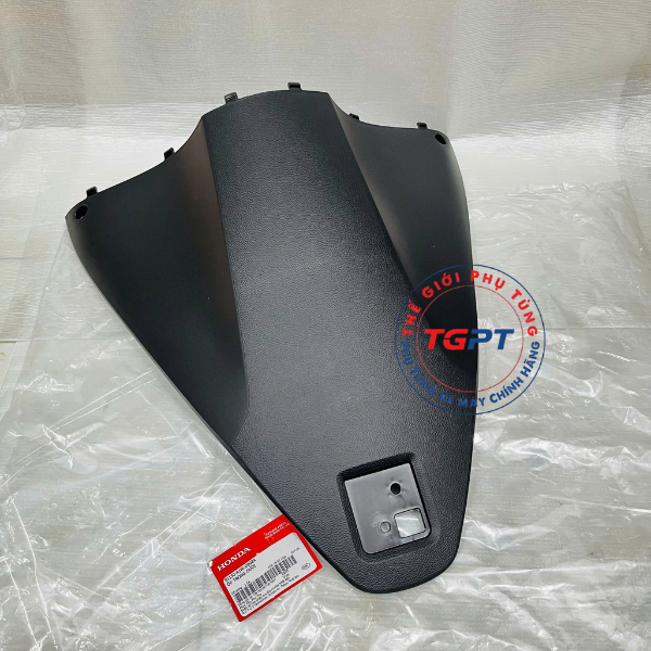 Ốp Trong Dưới, Ốp dưới yếm khóa SH 350i (2021-2026) - 81130-K1W-D00ZA