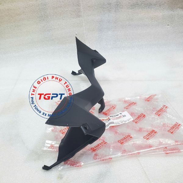 Ốp trước, Bợ đèn, Chỉ đèn pha NVX V1 2017-2020 /B63-F286F-00