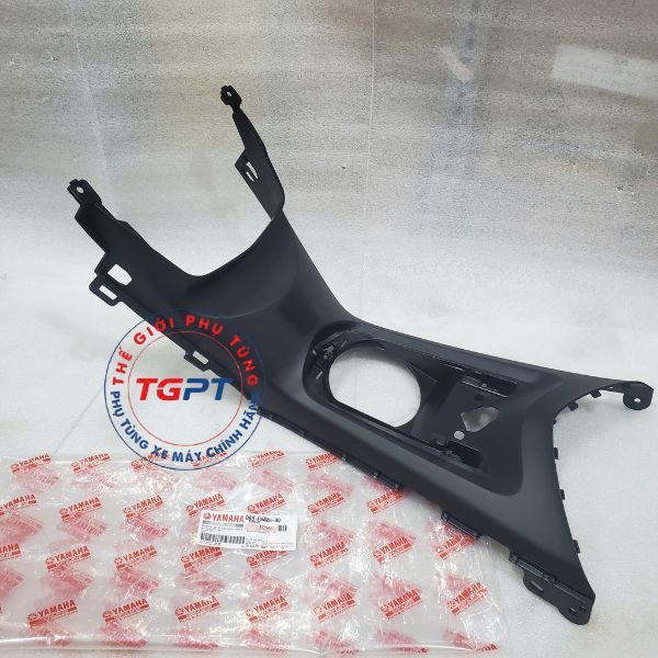 Ốp bịt yếm, Sóng yên NVX V1 (125-150cc) 2017-2020 /B63-F842M-00