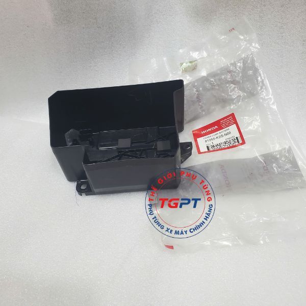 Nắp hộp đựng bình ắc quy, Nắp hộp bình ắc quy Vario 160 /81255-K2S-N00
