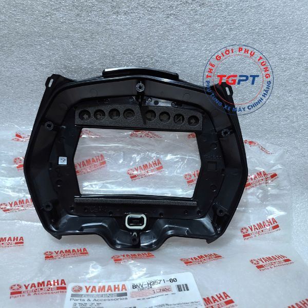 Đế đồng hồ KM, Mica mặt kính đồng hồ Exciter 155 (2024-2025) ABS /BNV-H3571-00
