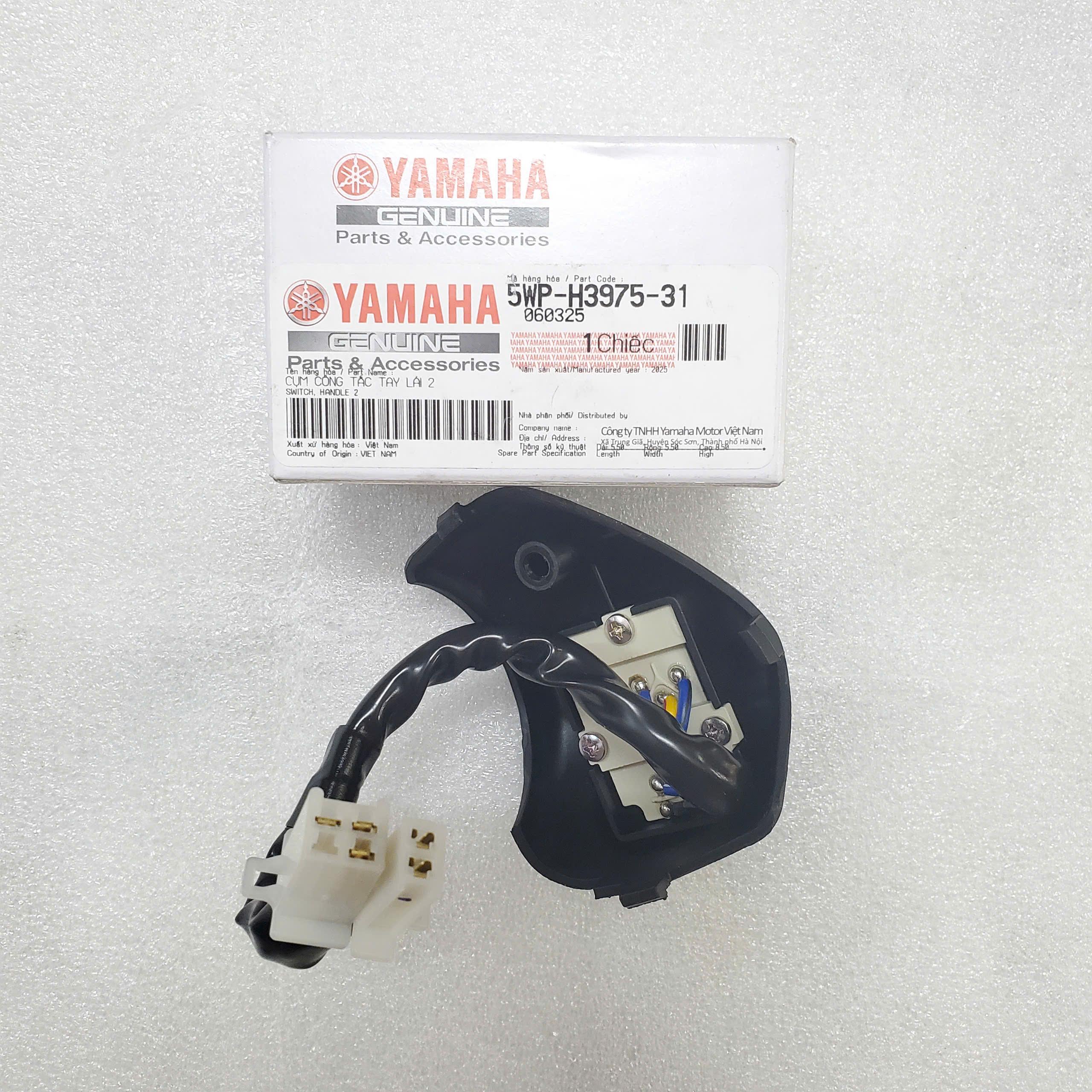 Cụm công tắc tay lái