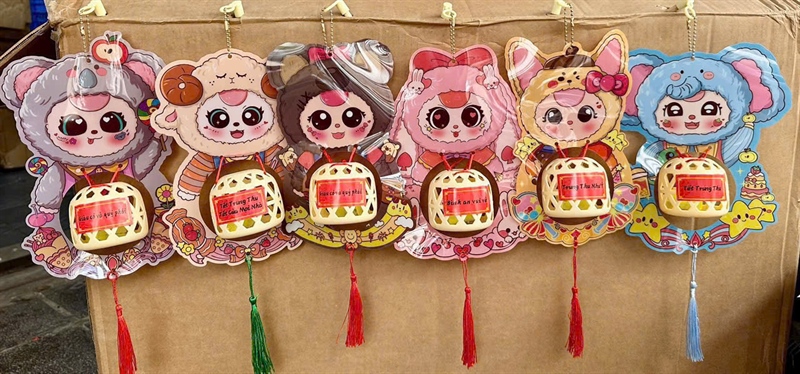 Đèn lồng Baby three 01/ cái