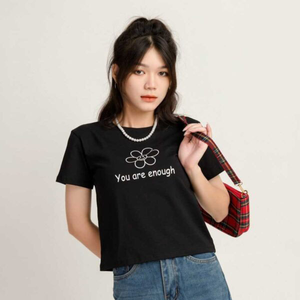 Áo thun nữ Slimfit tay ngắn
