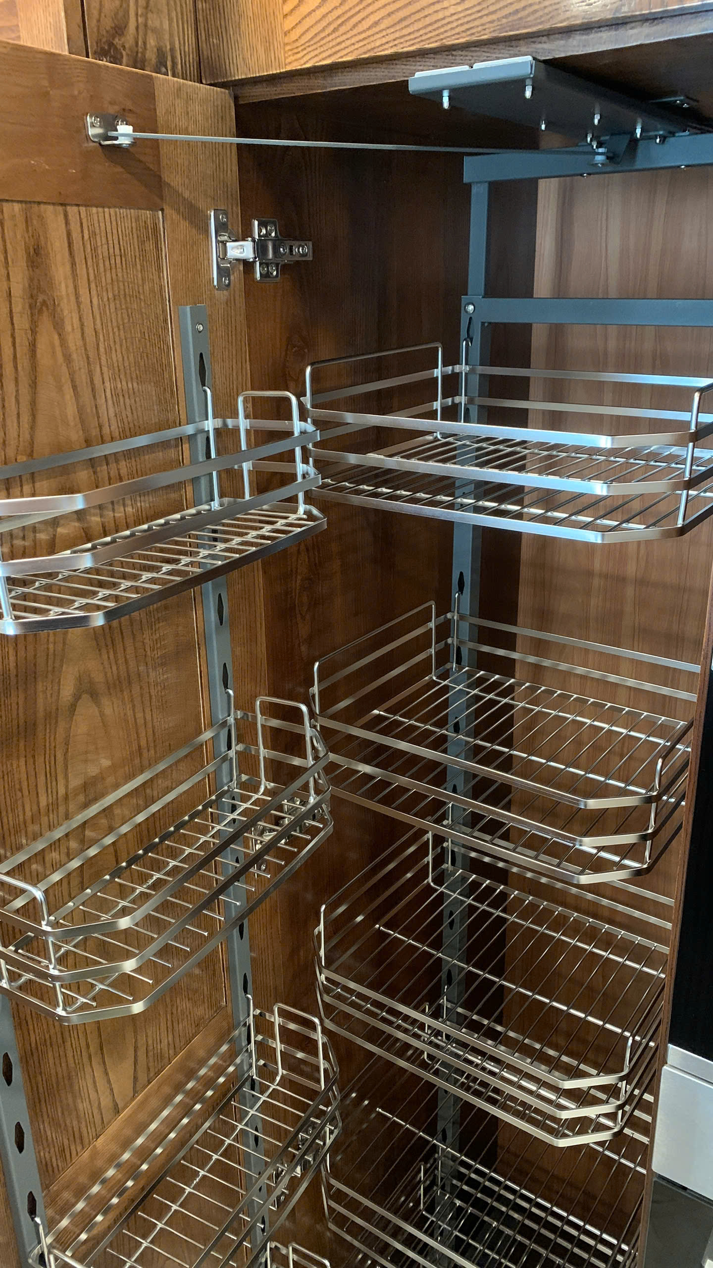 Tủ Đồ Khô Nhà Bếp 12 Ngăn 6 Tầng NAN DẸT CELAENO CAO CẤP, INOX 304, Hệ Ray Giảm Chấn - Bảo Hành Vĩnh Viễn - Có Thợ Lắp