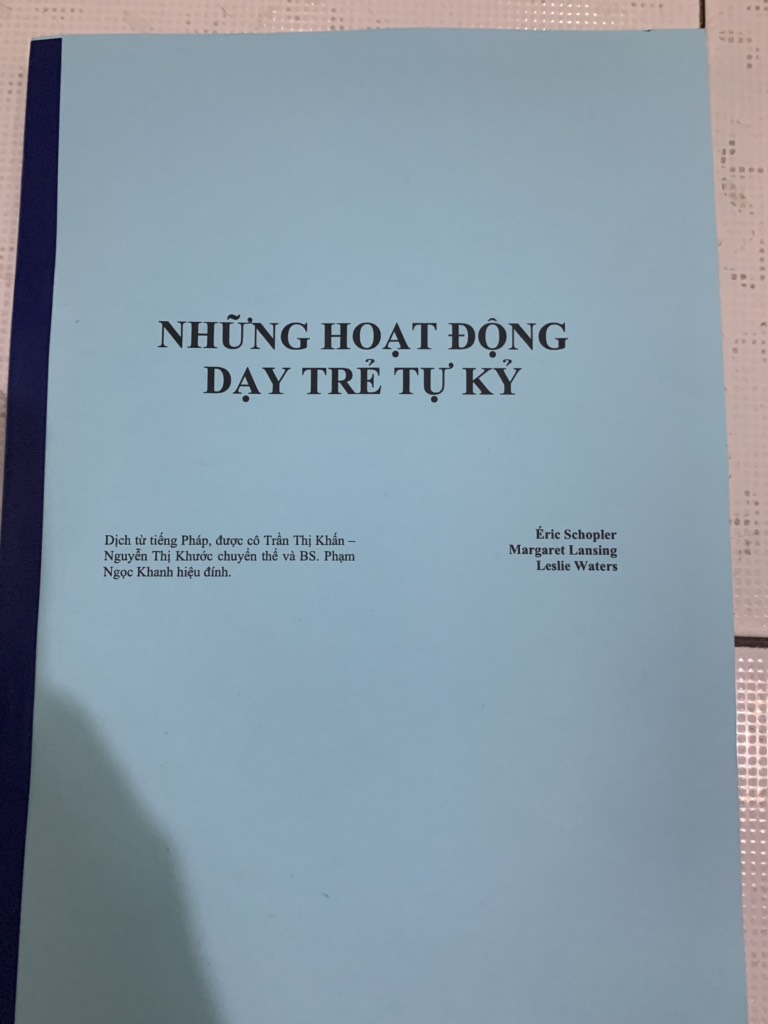 Những hoạt động dạy trẻ tự kỷ