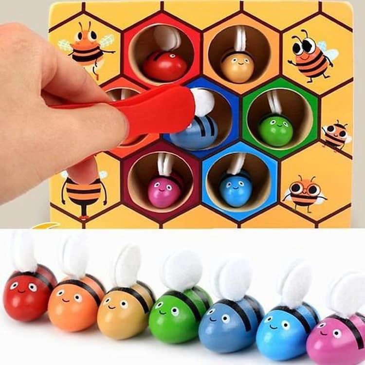Đồ chơi gắp ong