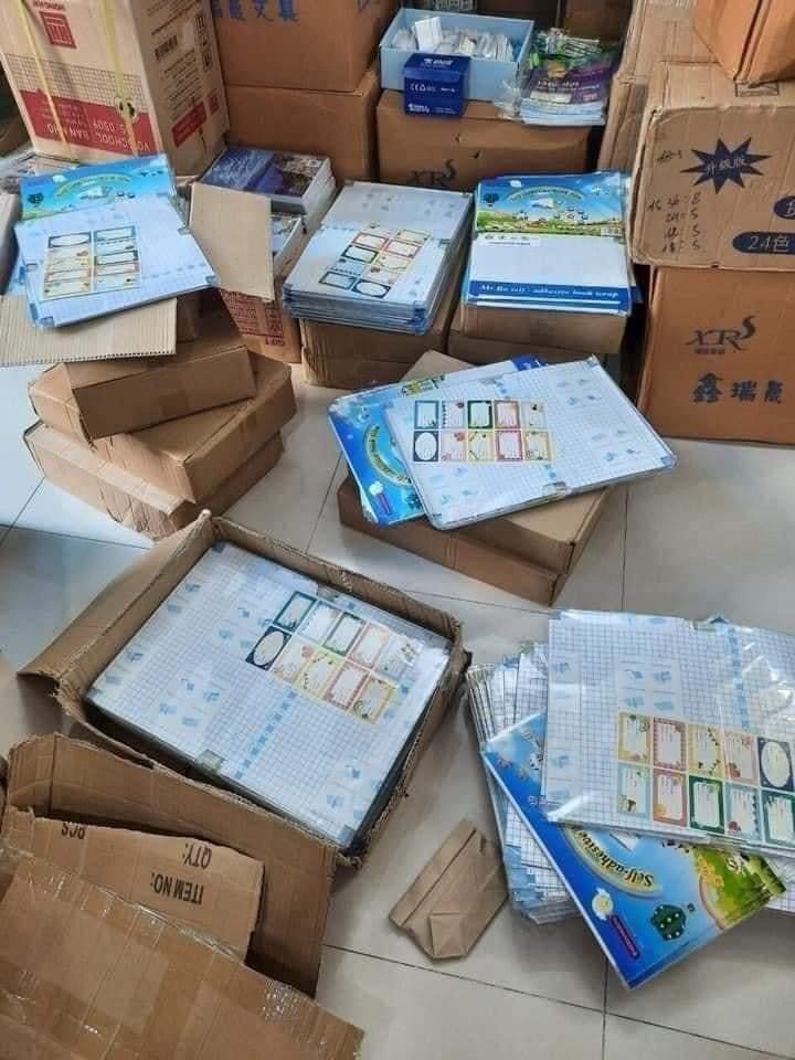 Decan bọc vở cỡ vừa