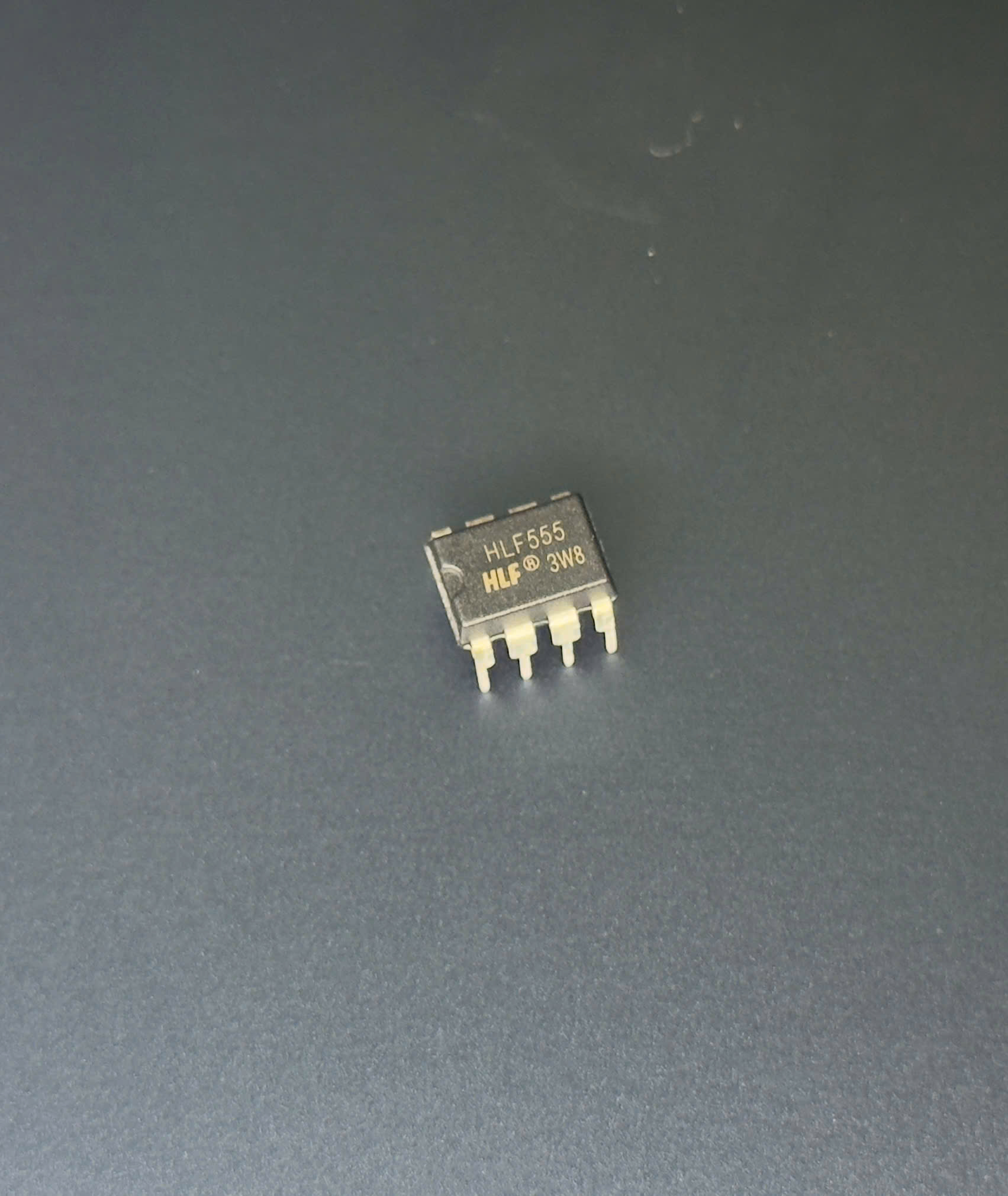 HLF555 - Tương Đương NE555 - IC Timer - IC Tạo Xung - Linh Kiện NDT