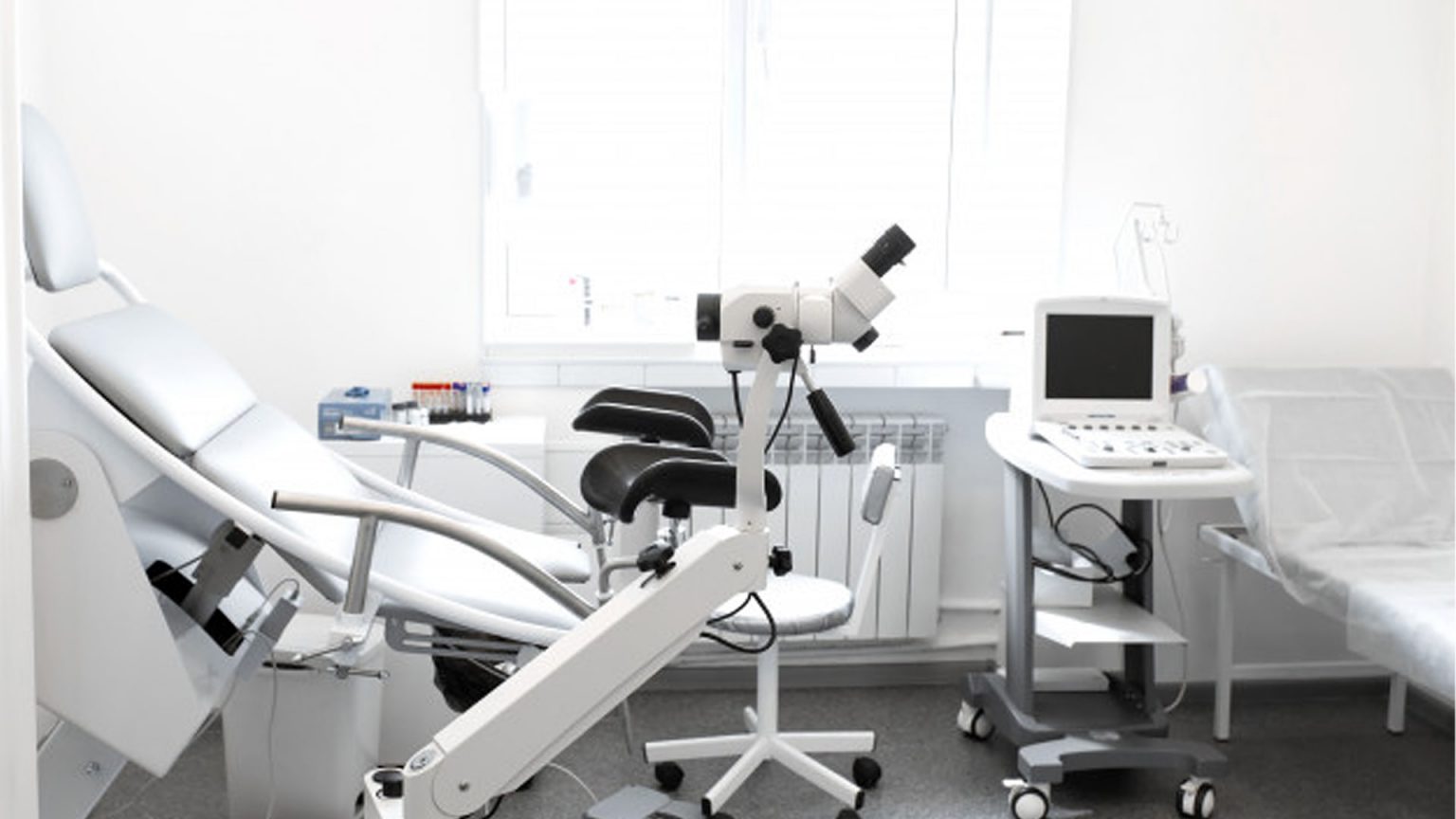 Cách Phân Biệt Vật Tư Trang Thiết Bị Y Tế Chính Hãng và Nhái