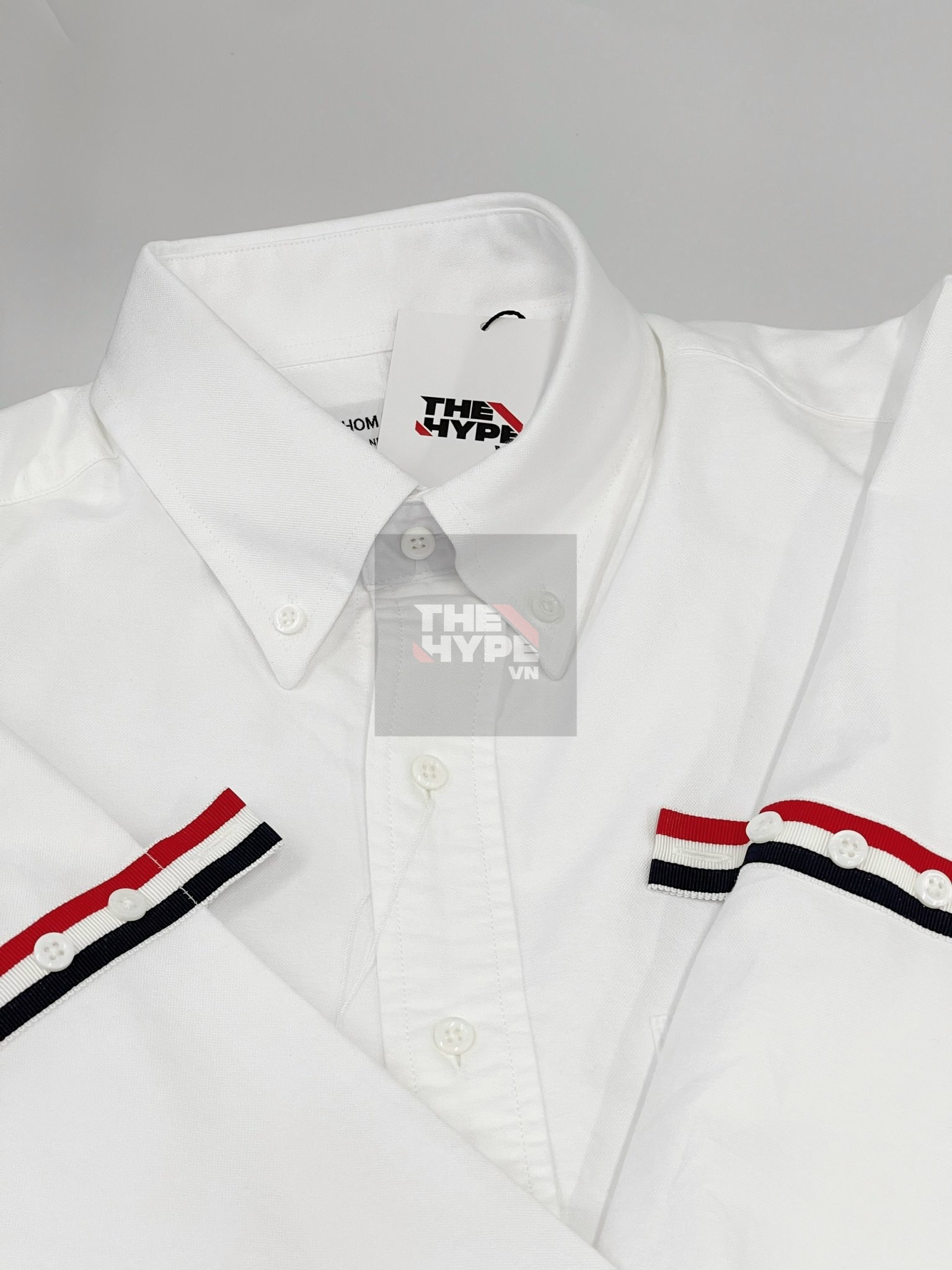 ÁO SƠ MI THOM BROWNE TB GROSGRAIN ARM BAND SOLID POPLIN (SỌC TAY)
