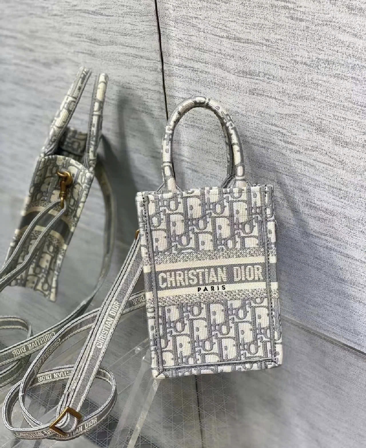 TÚI DIOR VERTICAL BOOK NOTE OBLIQUE (GRAY)