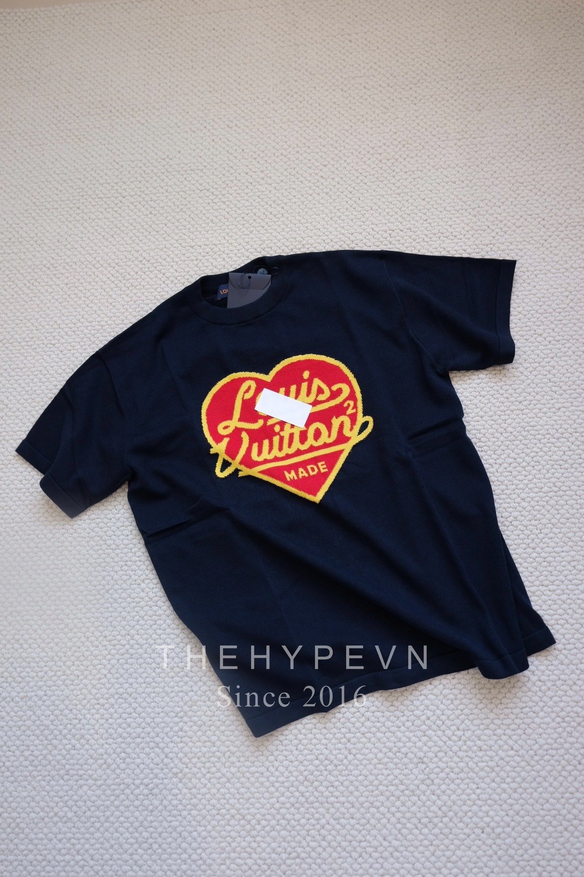 LOUIS VUITTON TEE - Áo LV Intarsia Jacquard Heart (Navy) [Mirror Quality]