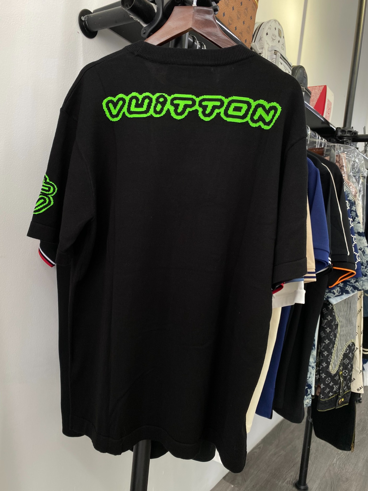 LOUIS VUITTON TEE- ÁO LV 1854 Graffiti (Black) [Mirror Quality]
