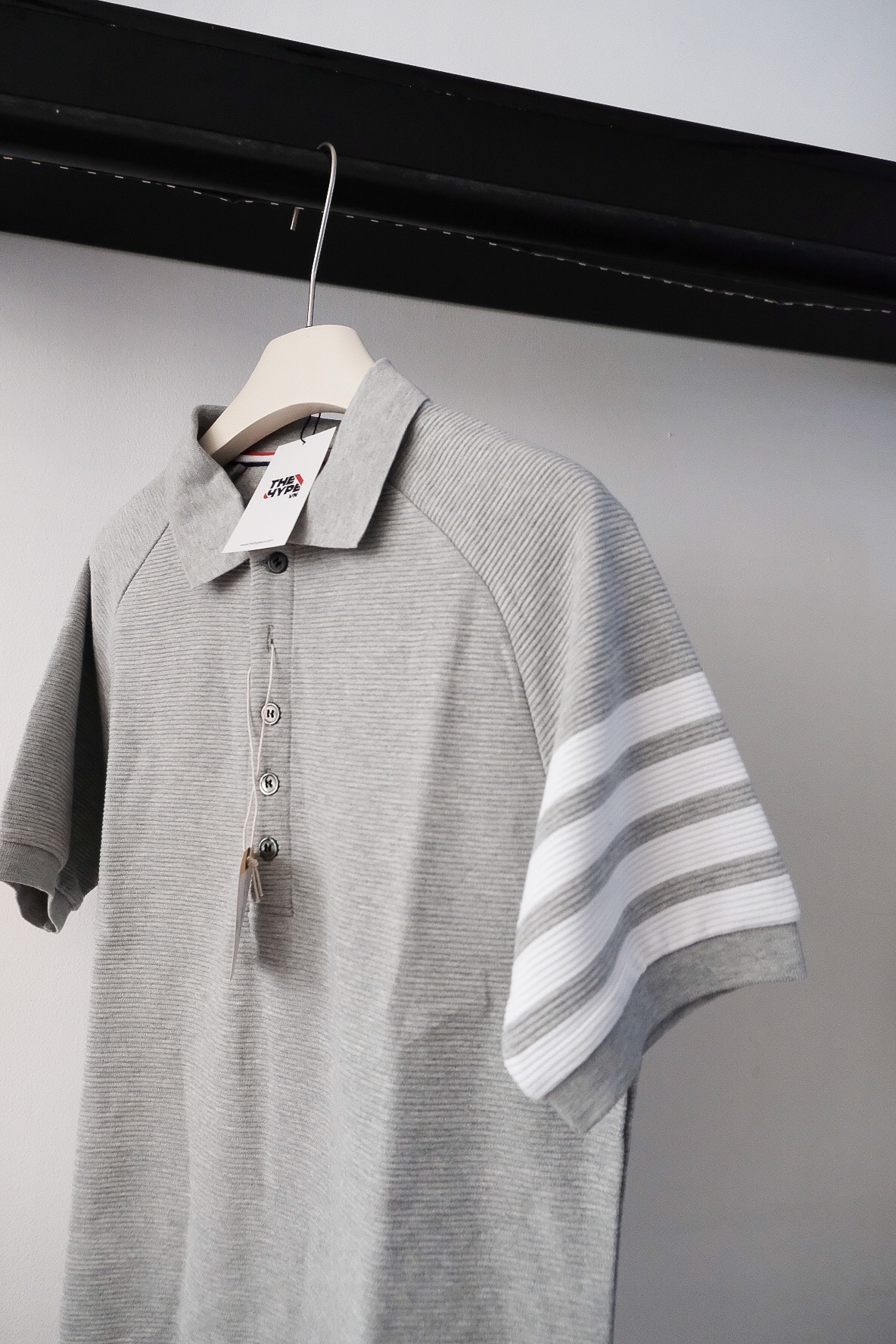 ÁO POLO THOM BROWNE TB OTTOMAN 4 BAR SADDLE (GREY)