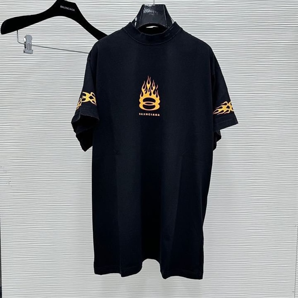 Áo Thun Balenciaga Burning Unity (Black) [Mirror Quality]