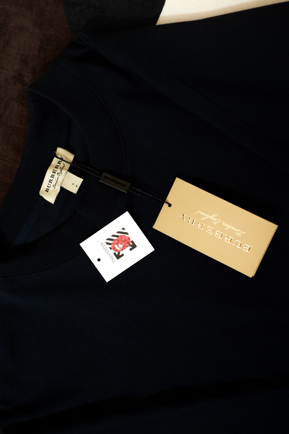 BURBERRY SWEATER - Áo tay dài BBR Back Logo (black) [Mirror Quality]