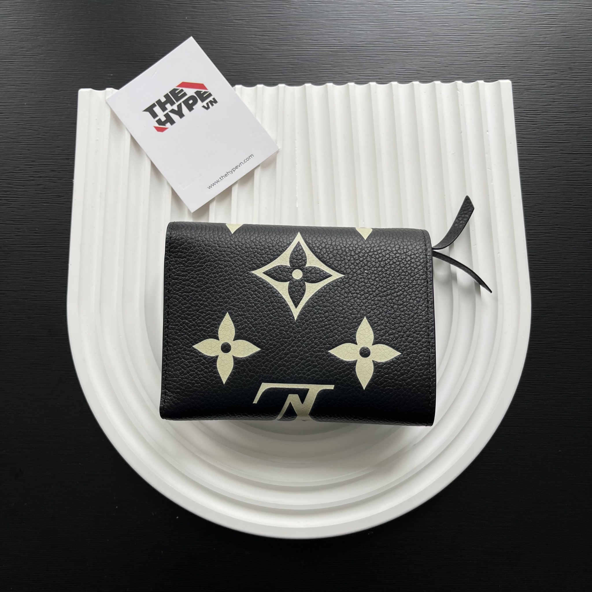 Ví Ngắn Louis Vuitton Victorine Empreinte (BLACK) [Mirror Quality]
