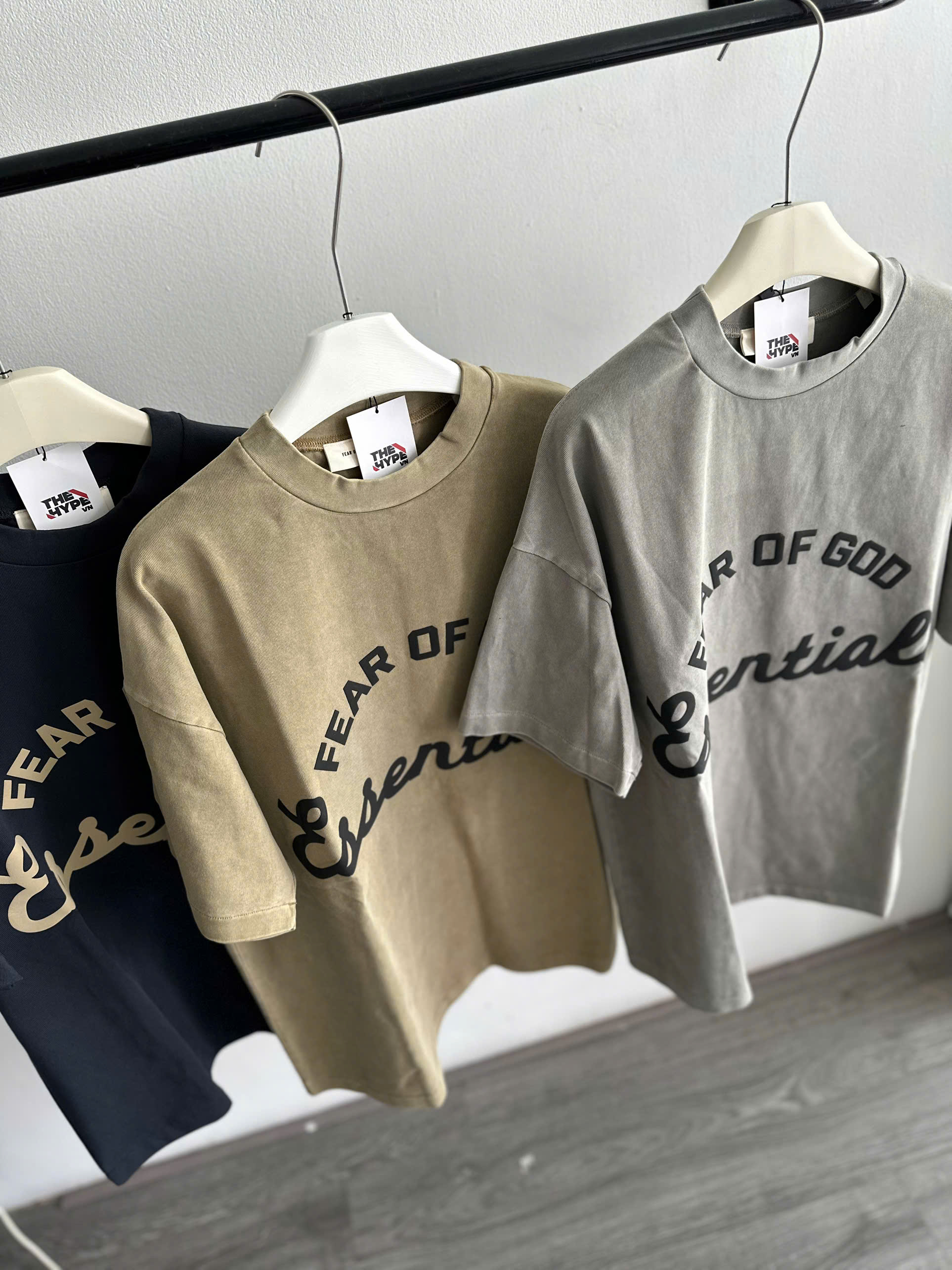 ÁO THUN FOG ESSENTIALS SS26 FADED DUNE (NEUTRALS)
