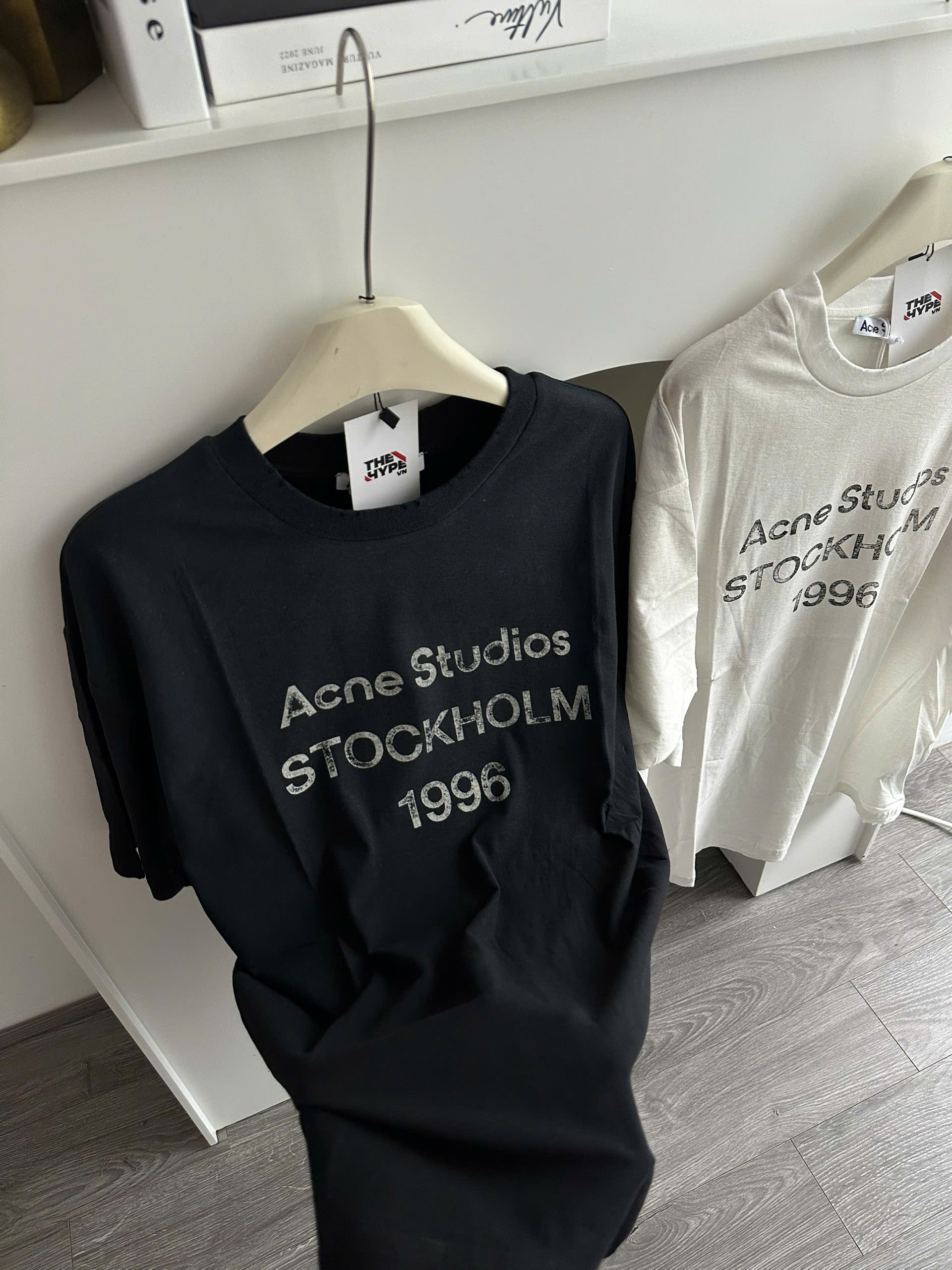 ÁO THUN ACNE STUDIOS EXFORD U 1996 (WHITE)