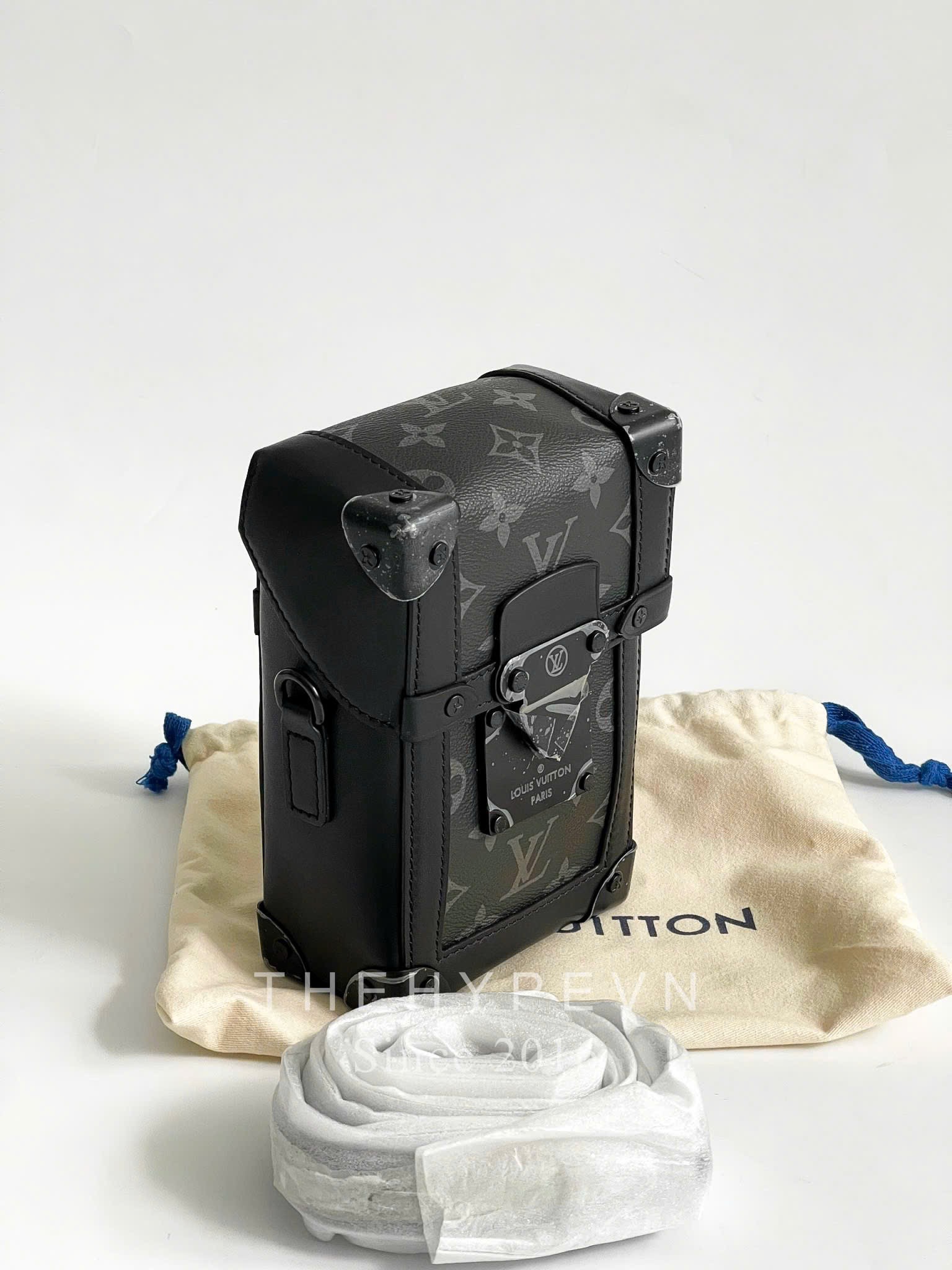 Túi Louis Vuitton Verticle Trunk (Black) [Mirror Quality]