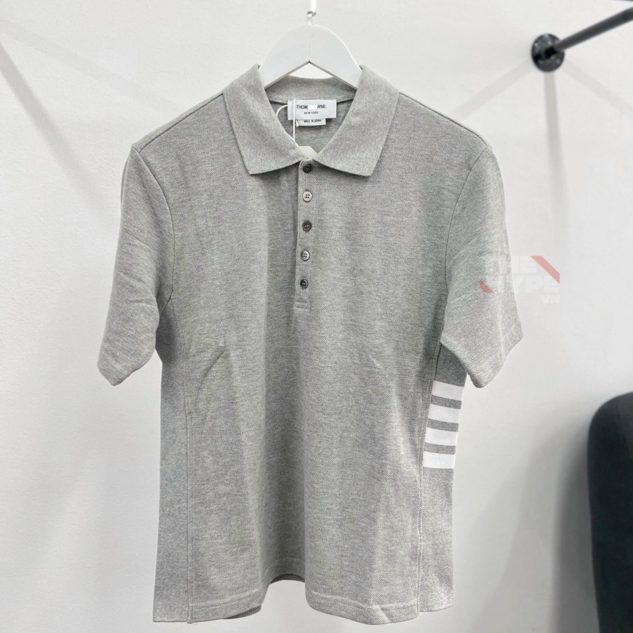 THOM BROWNE POLO - Áo Polo TB Side Stripes Insert (Xám)[MIRROR QUALITY]