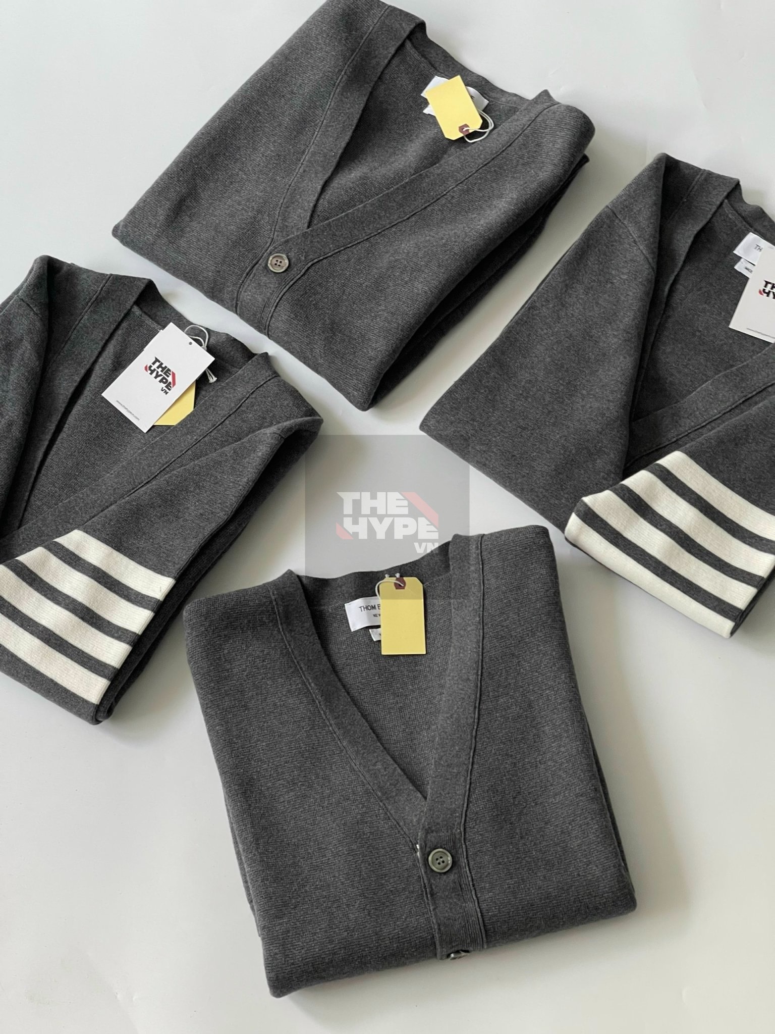 THOM BROWNE CARDIGAN - Áo khoác TB Merino (Xám Đậm) [Mirror quality]