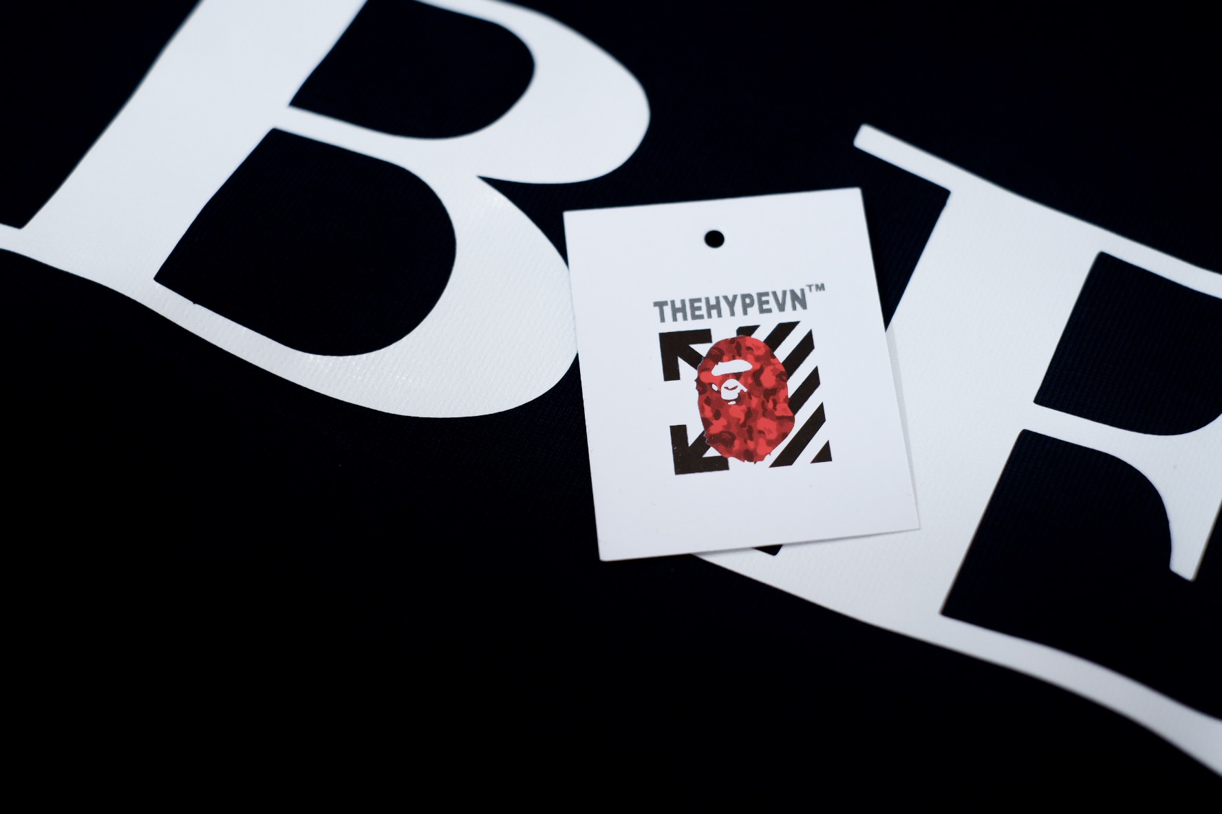 BURBERRY SWEATER - Áo tay dài BBR Back Logo (black) [Mirror Quality]