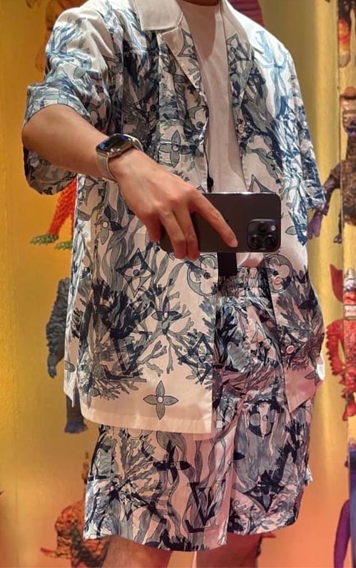 Áo Sơ Mi Louis Vuitton Graphic Short-Sleeved Cotton ( White) [Mirror Quality]