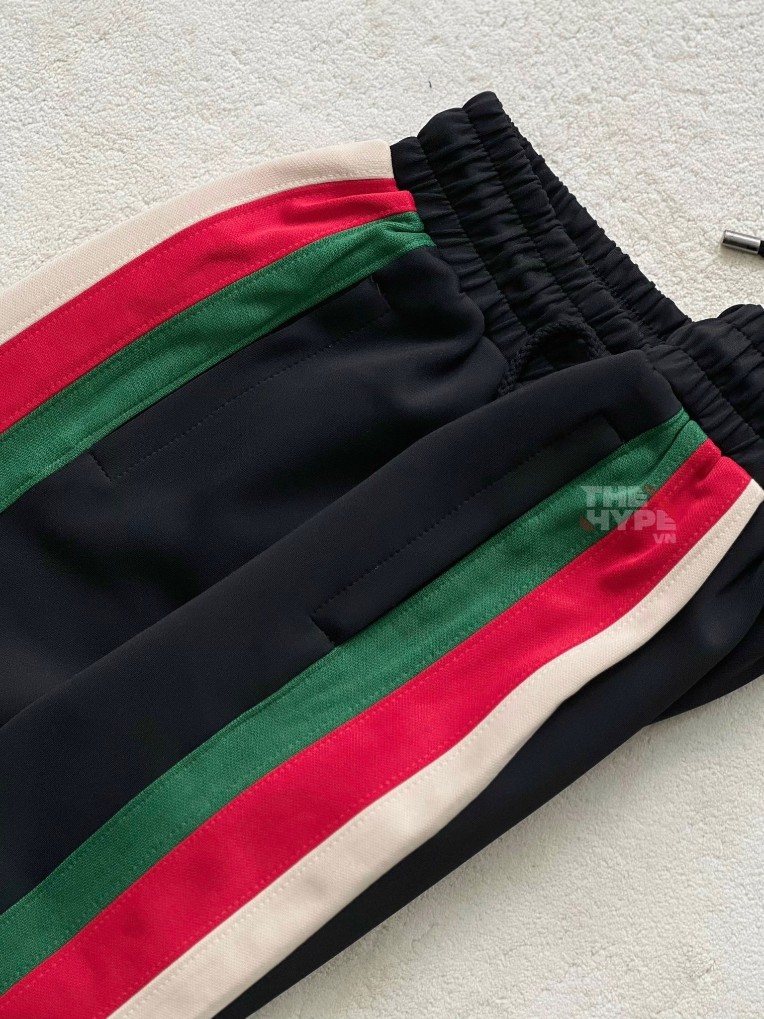 GUCCI PANTS - Quần GC Printed Neoprene Joggers (Black) [Mirror Quality]