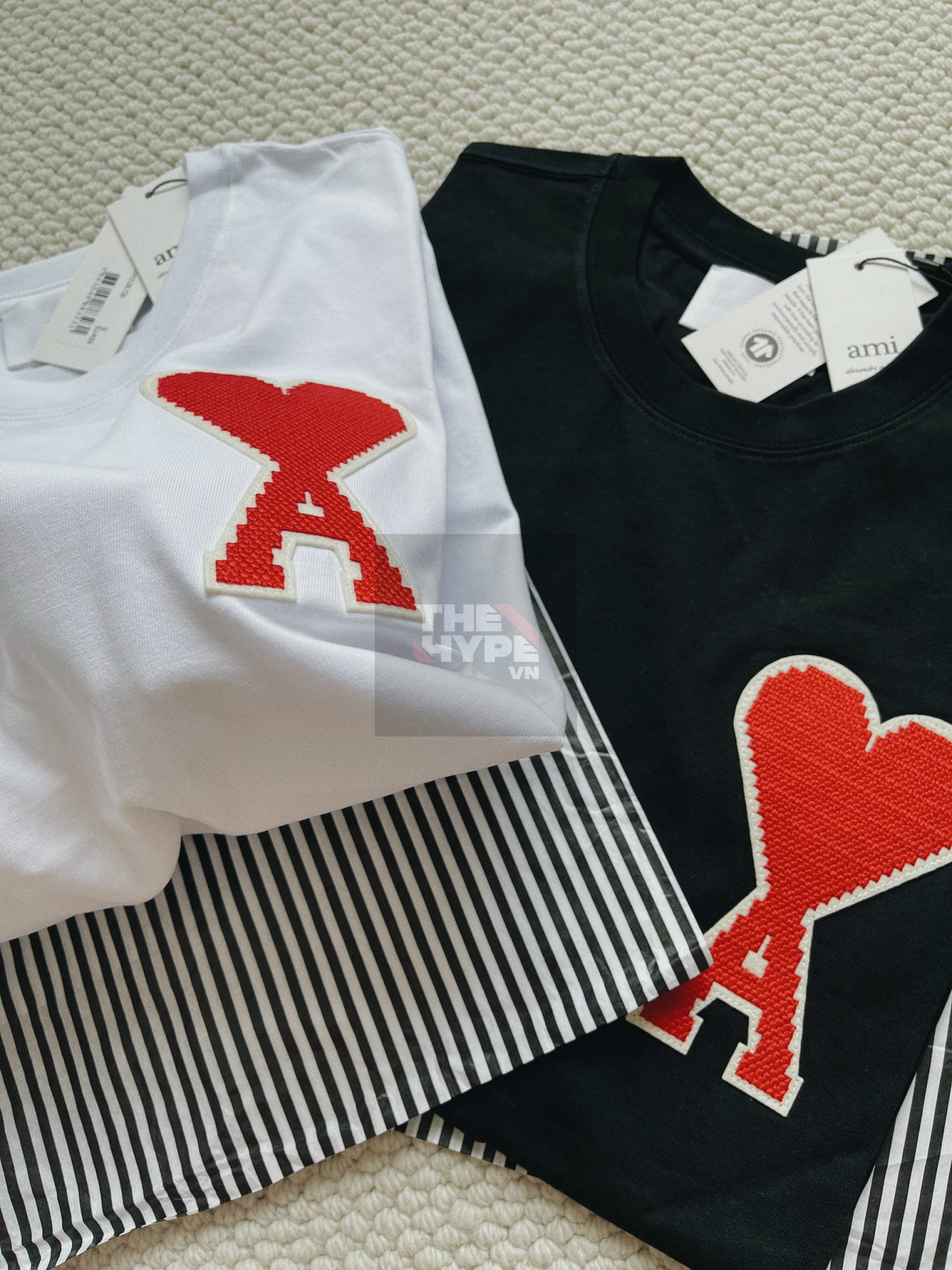 ÁO PHÔNG AMI PARIS WITH PATCH BIG HEART LOGO TEE (WHITE)