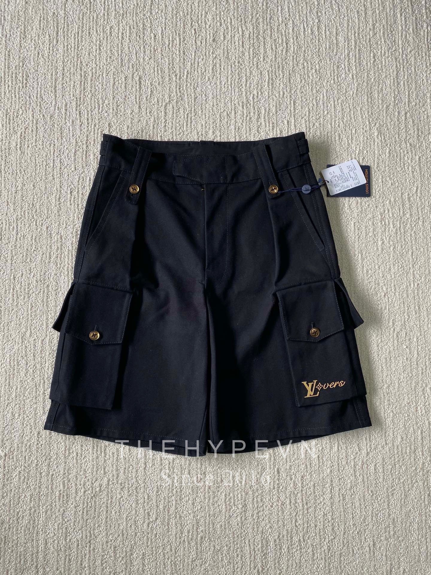 Quần Shorts Louis Vuitton Lovers motif with rivets ( Black )