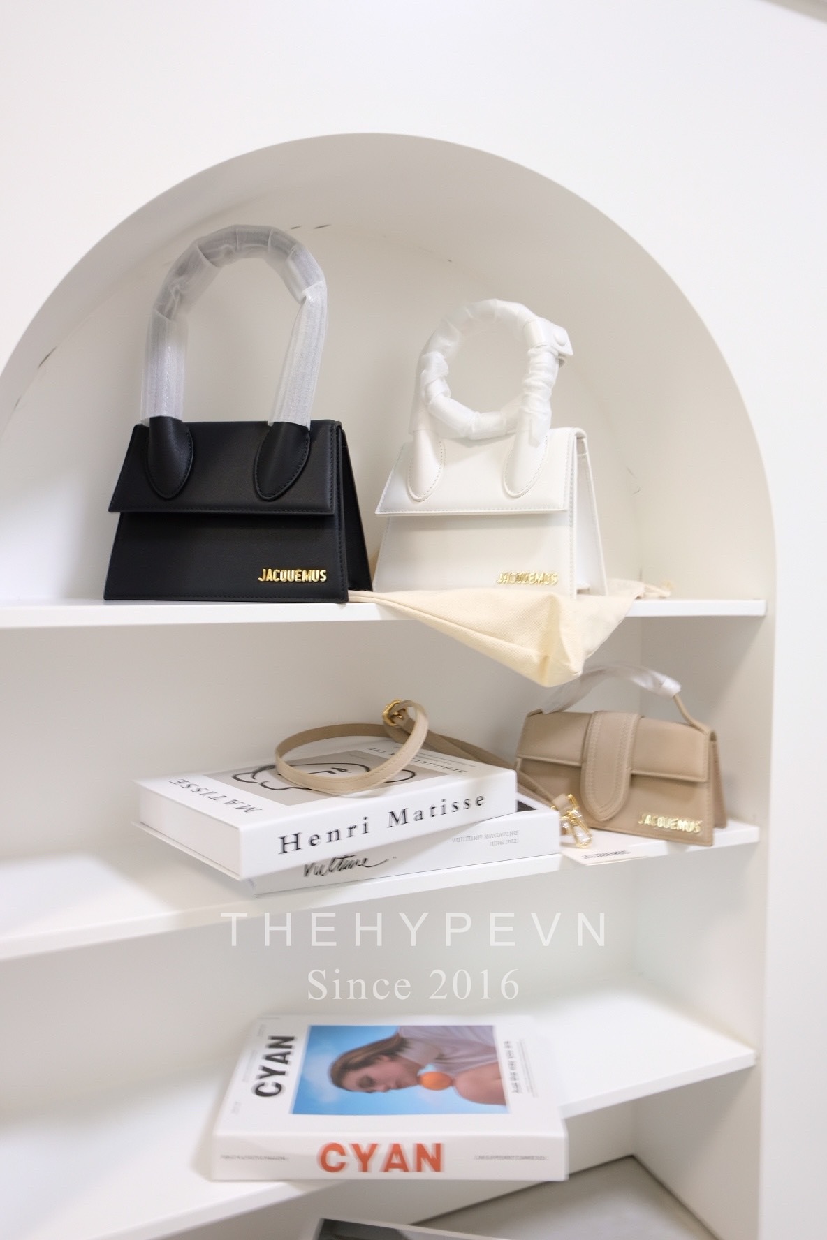 JACQUEMUS BAG - Túi Jacquemus Le Chiquito moyen (Black) [Mirror Quality]
