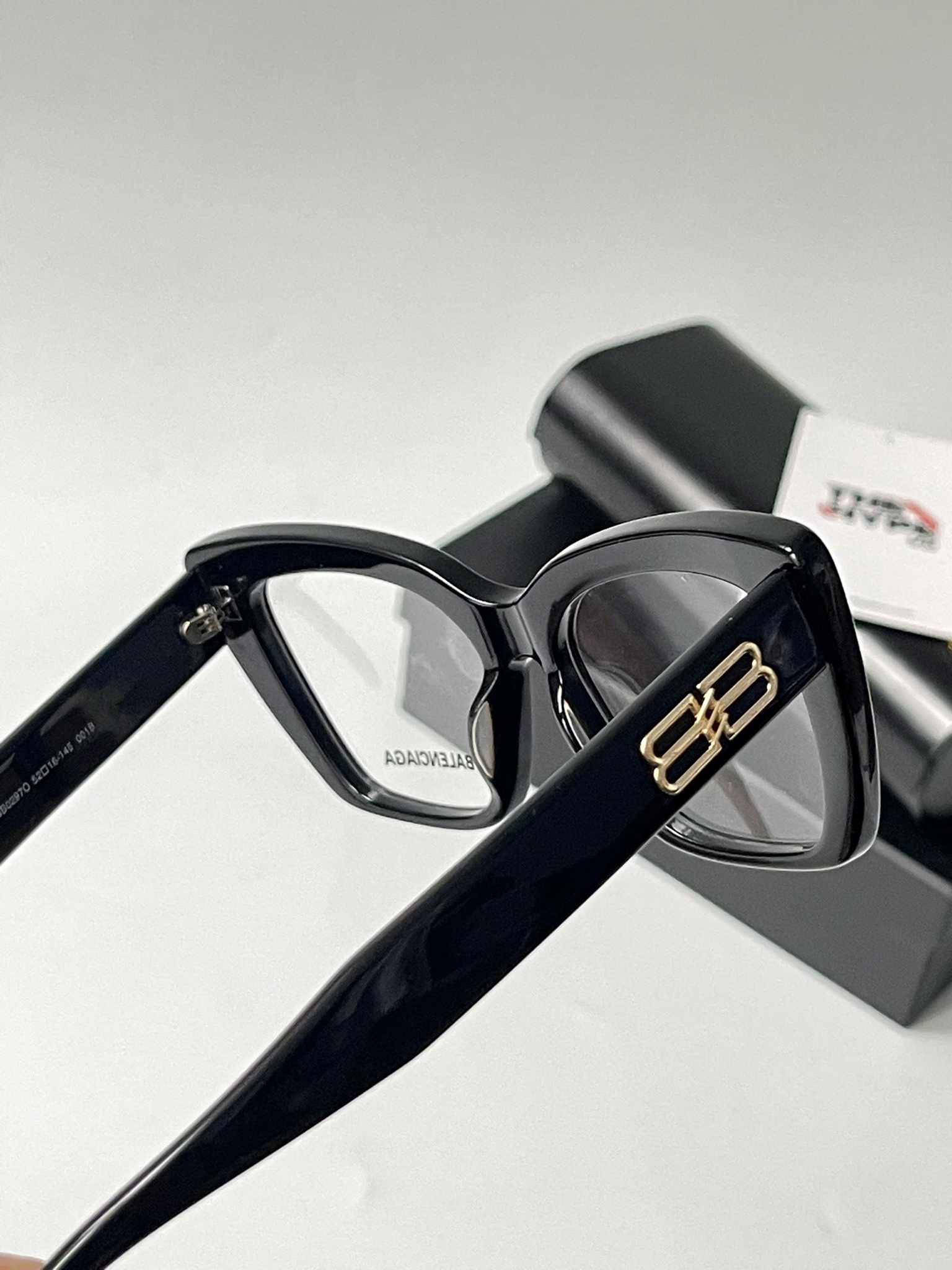 KÍNH BALENCIAGA BLCG BB0274 001 (BLACK)