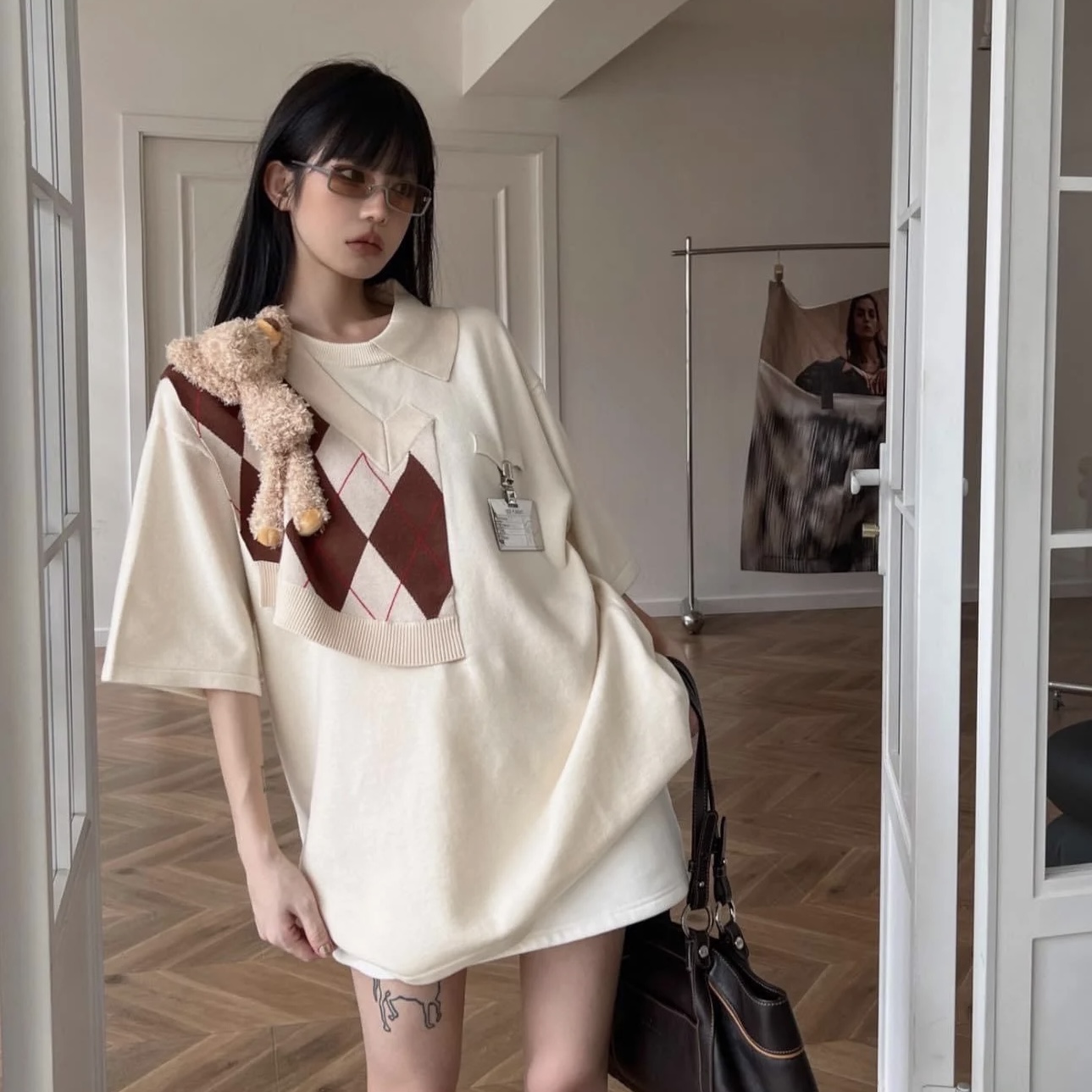13DE MARZO TEE - Áo Thun BEAR KNIT PATCH PAPYRUS (Beige) Best Quality