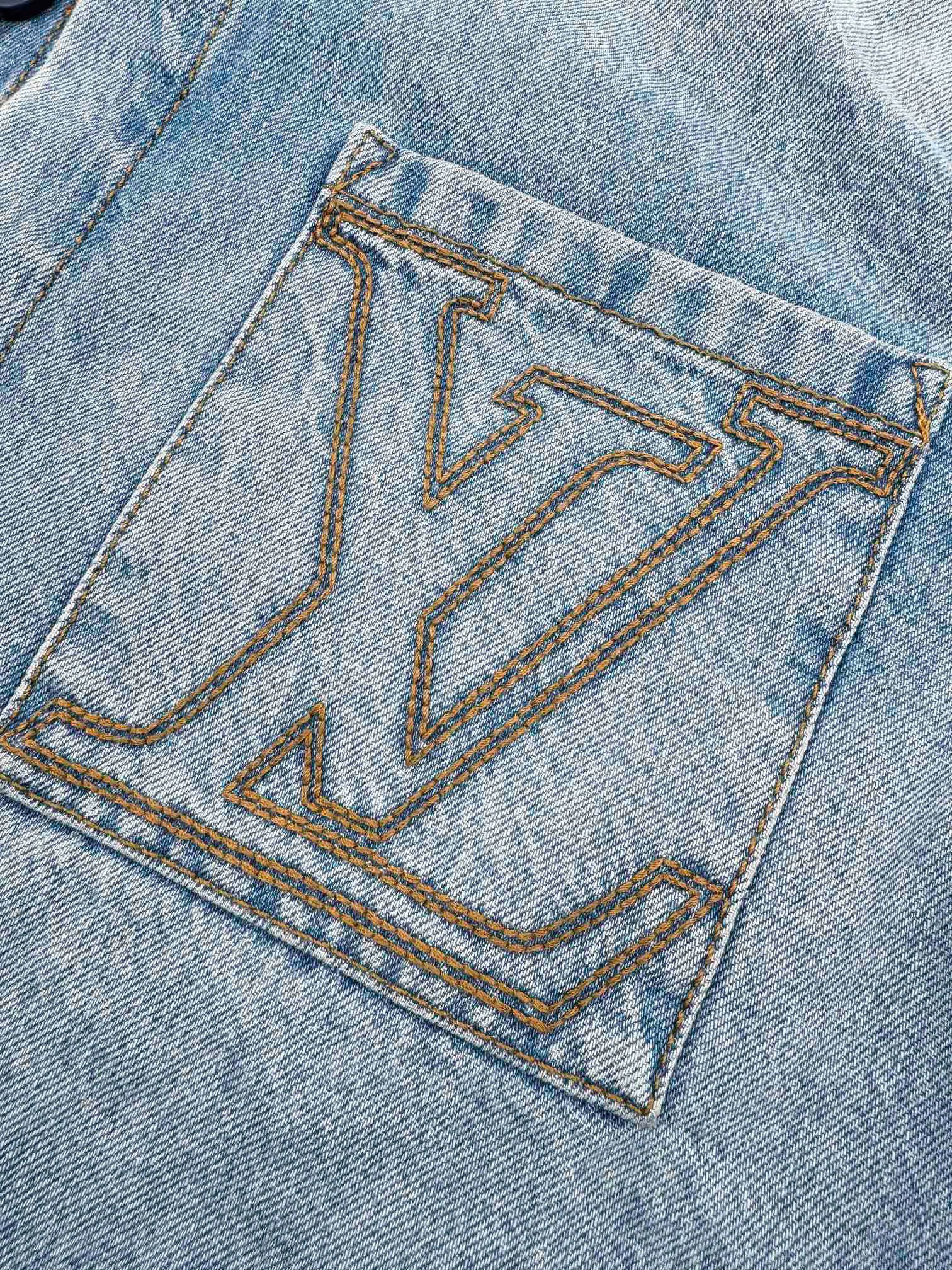 ÁO SƠ MI LOUIS VUITTON LV NUBACK LOGO JACKET (DENIM)