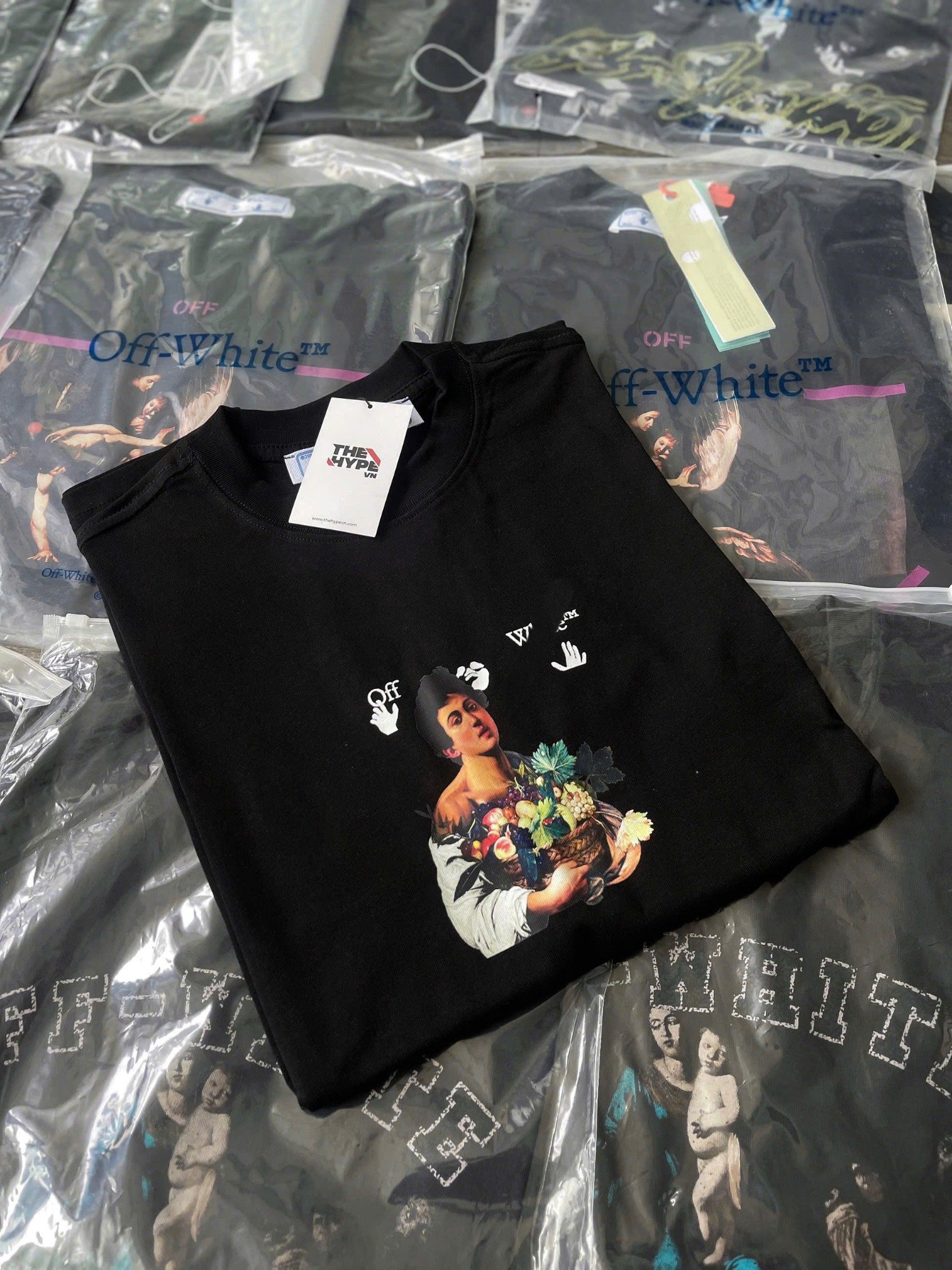 ÁO THUN OFF WHITE OW BOY CARAVAGGIO (BLACK)