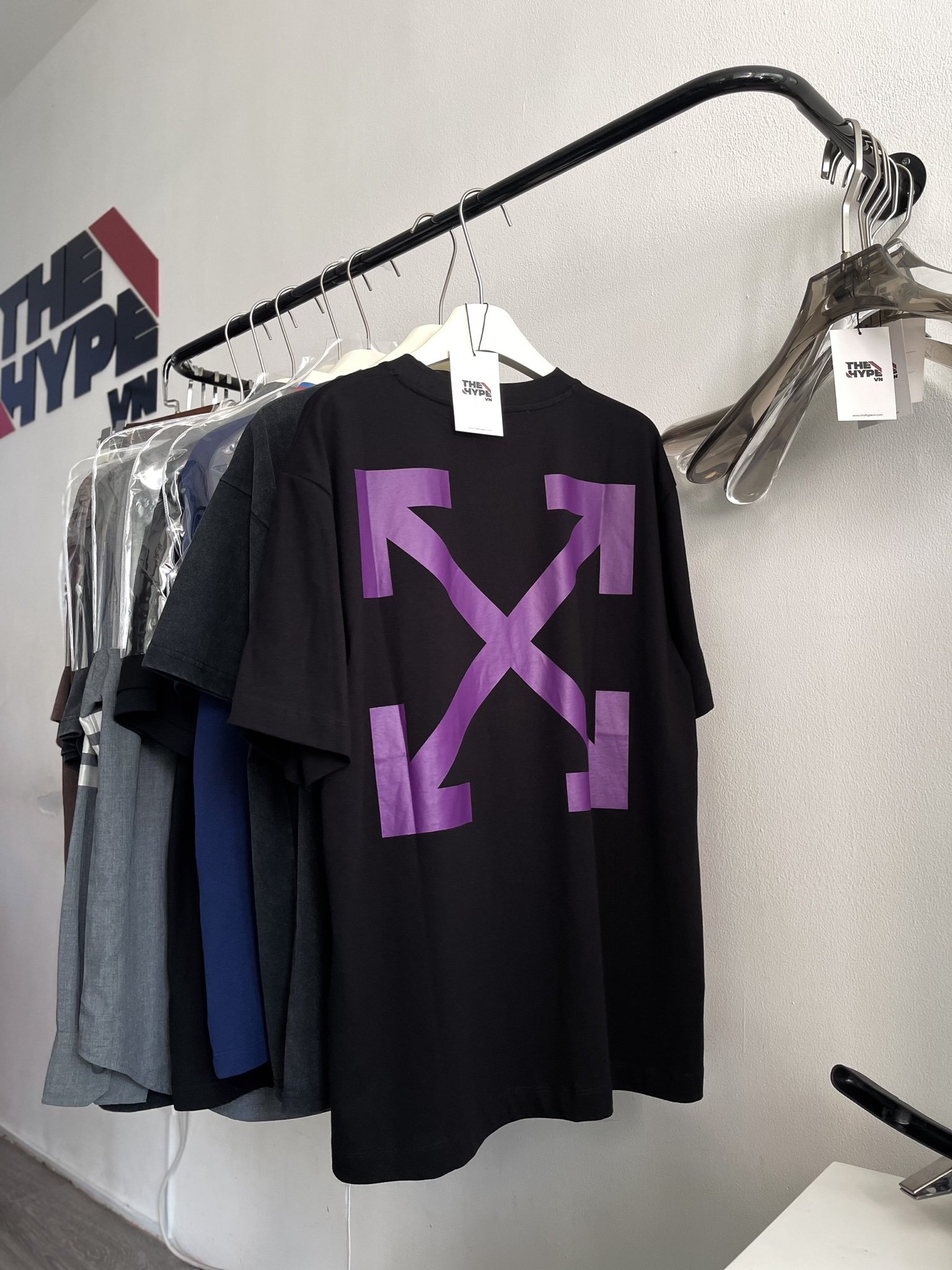 Áo Thun Off-White Arrow Caravaggio Mercy Purple Line (Black) [Mirror Quality]