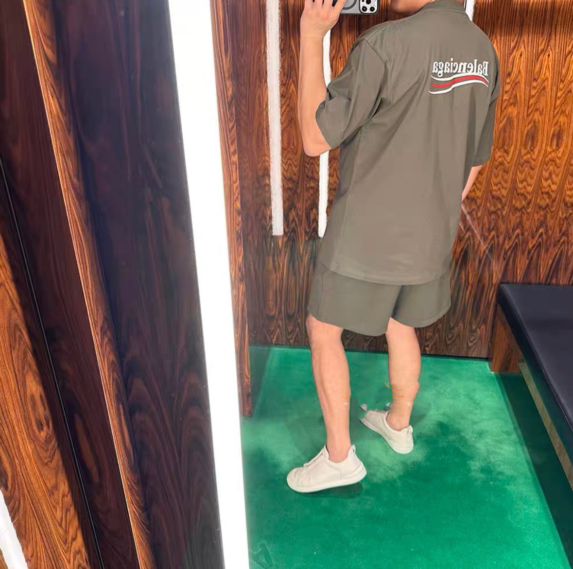 Quần Shorts Balenciaga BLCG logo-print track (Green) [Mirror Quality]