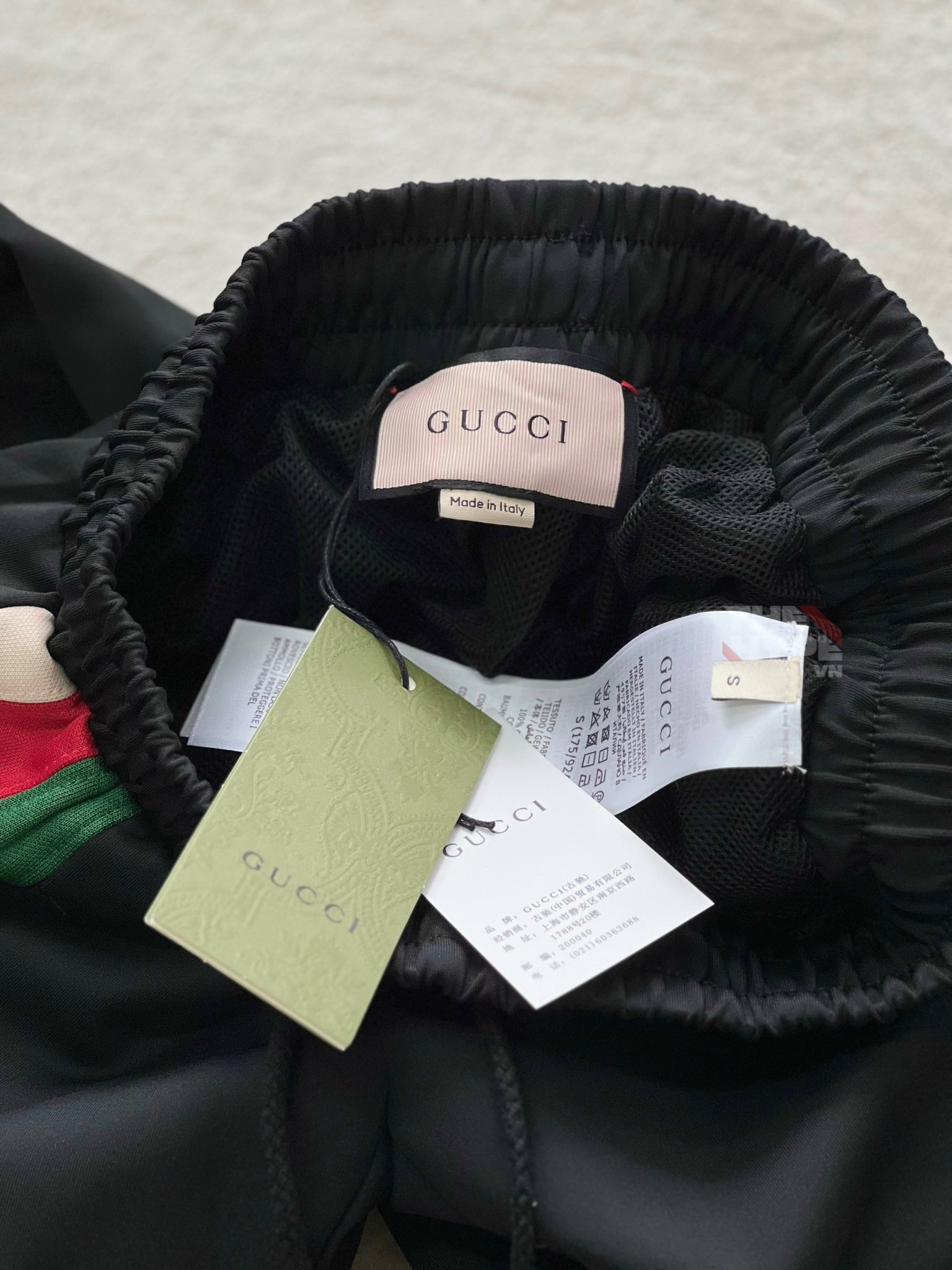 GUCCI PANTS - Quần GC Printed Neoprene Joggers (Black) [Mirror Quality]