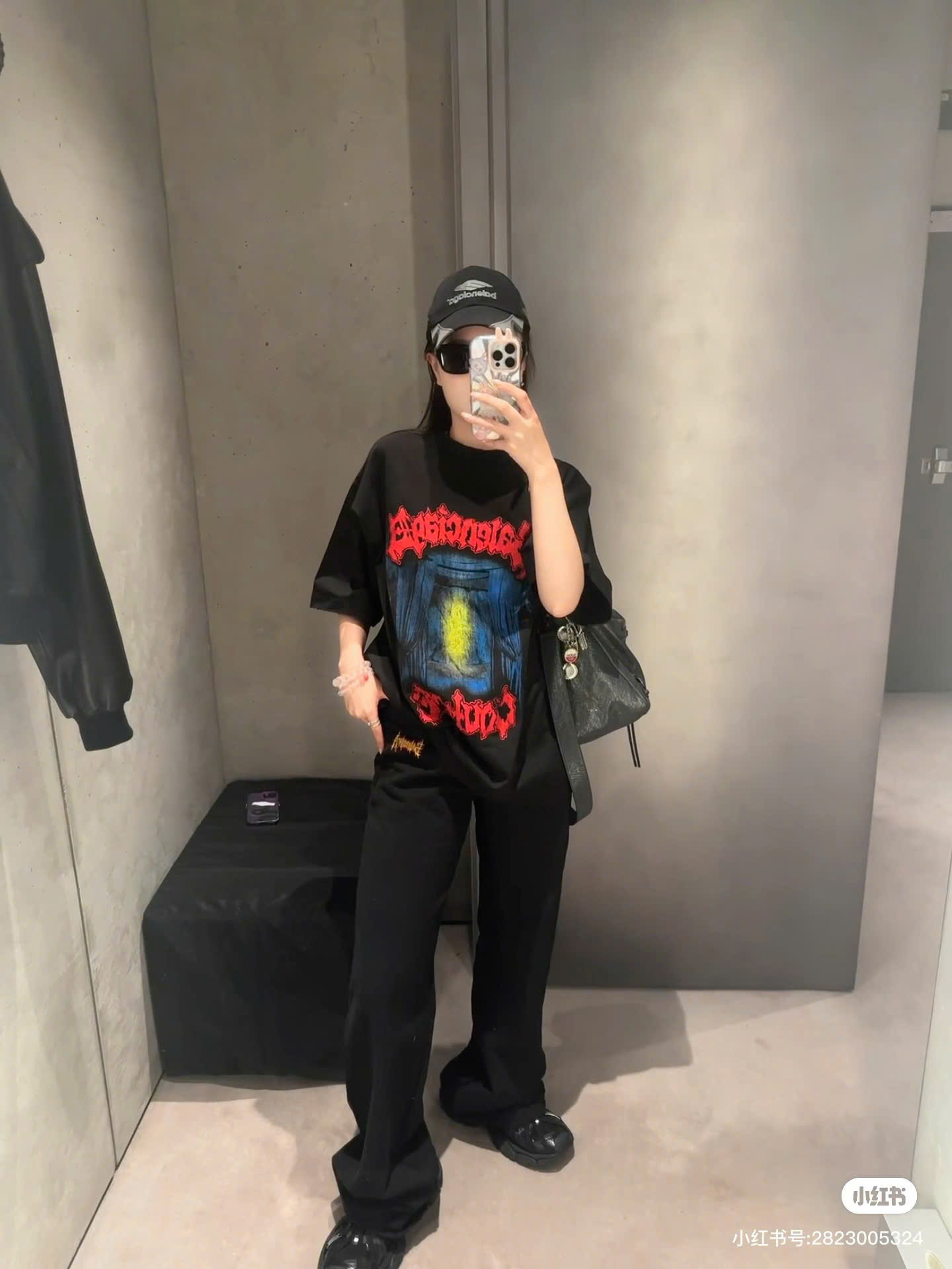 ÁO BALENCIAGA MEN'S LIGHT T-SHIRT (BLACK)
