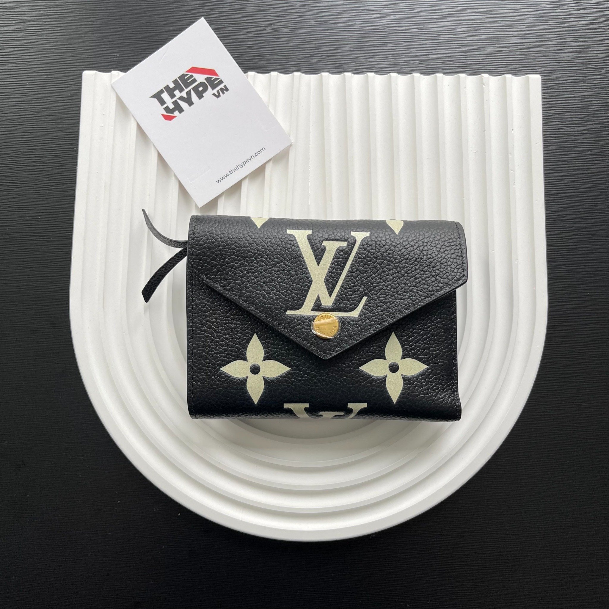 Ví Ngắn Louis Vuitton Victorine Empreinte (BLACK) [Mirror Quality]