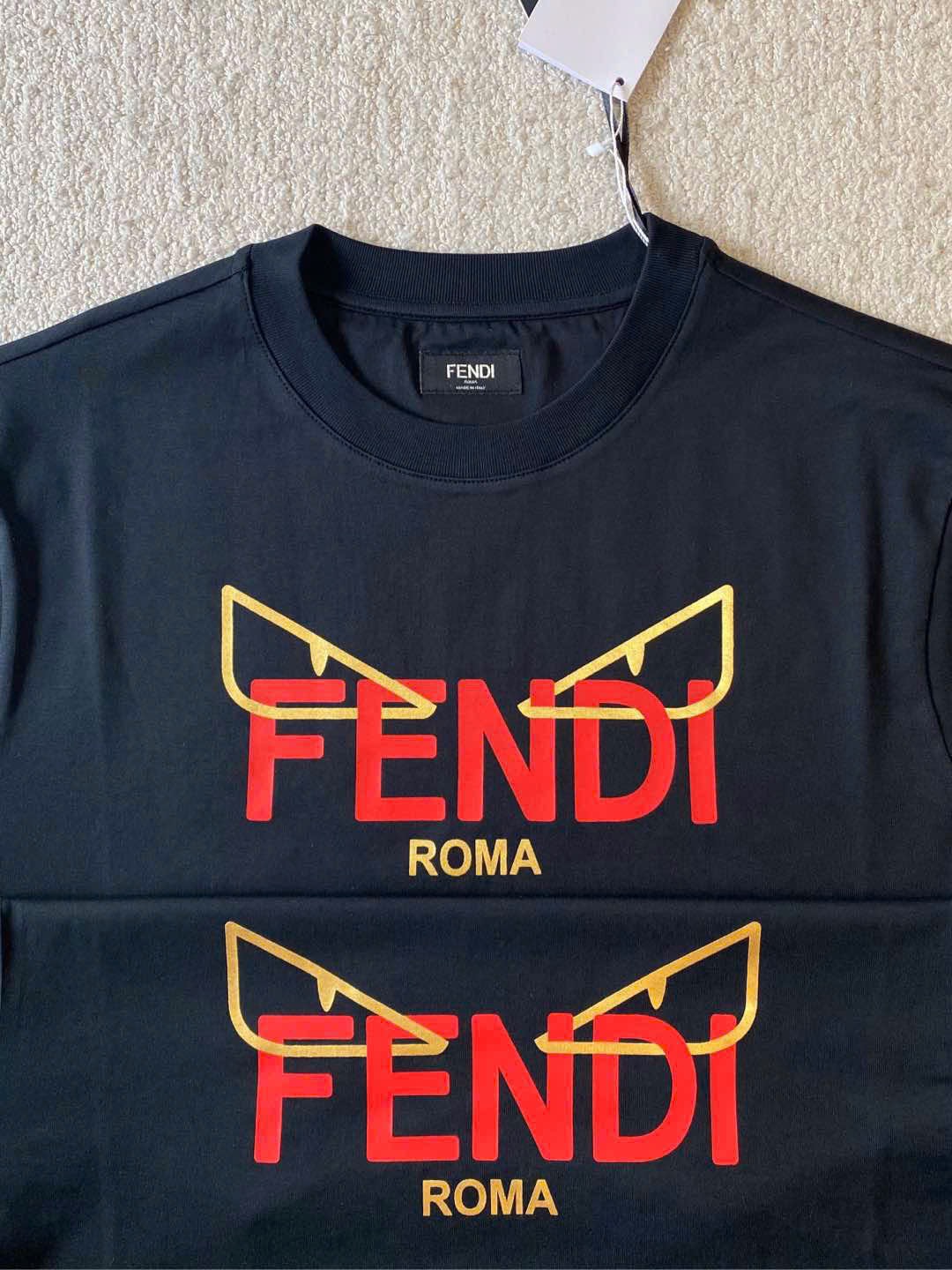 ÁO THUN FENDI NEW YEAR ROMA (BLACK)