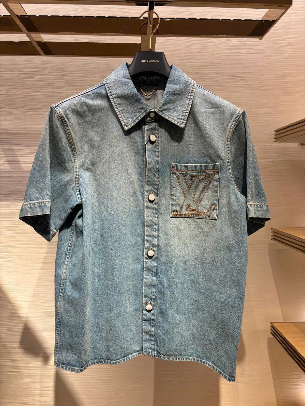 ÁO SƠ MI LOUIS VUITTON LV NUBACK LOGO JACKET (DENIM)