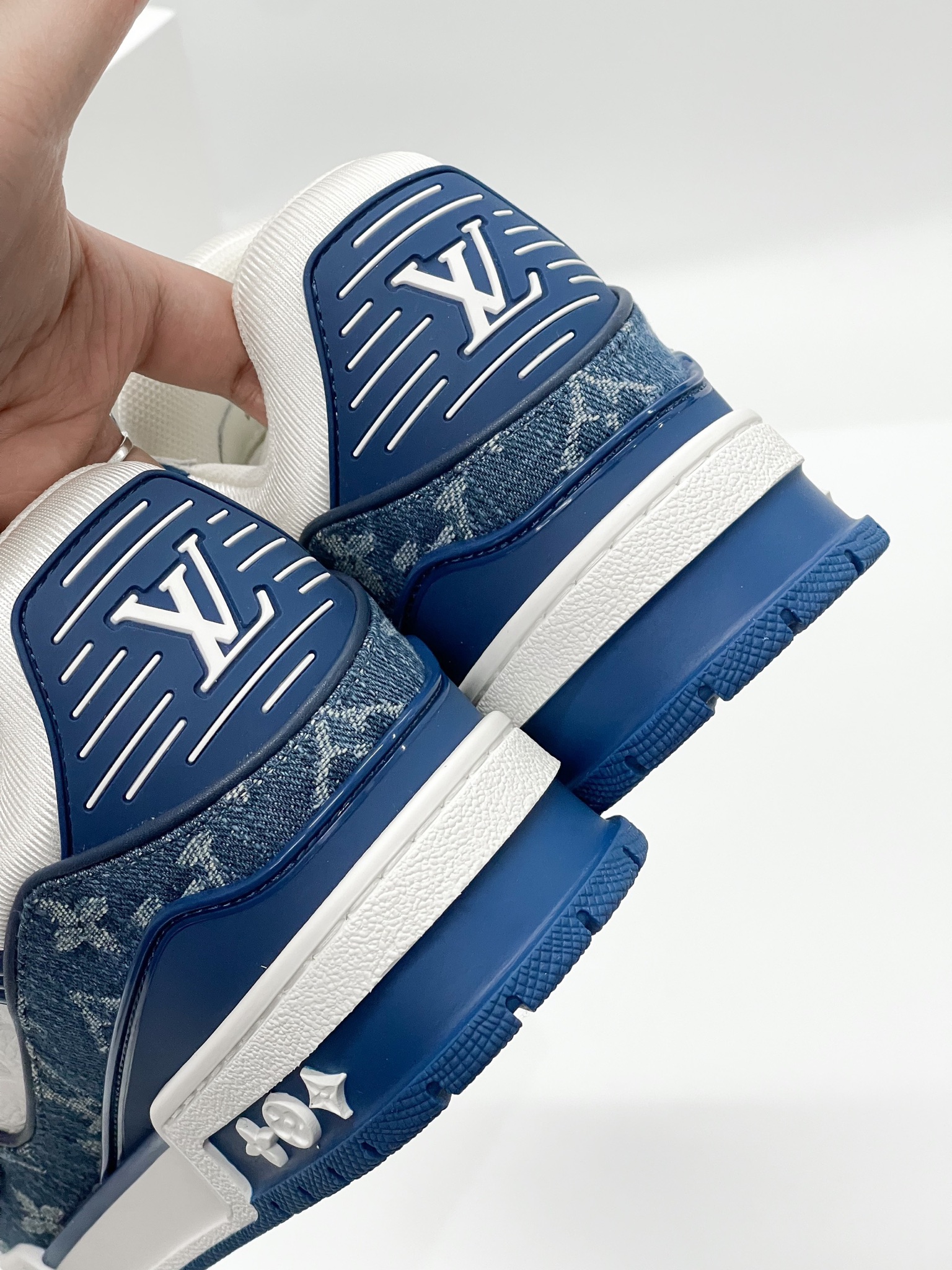 Giày LV Trainer Sneaker (Blue) [Mirror Quality]
