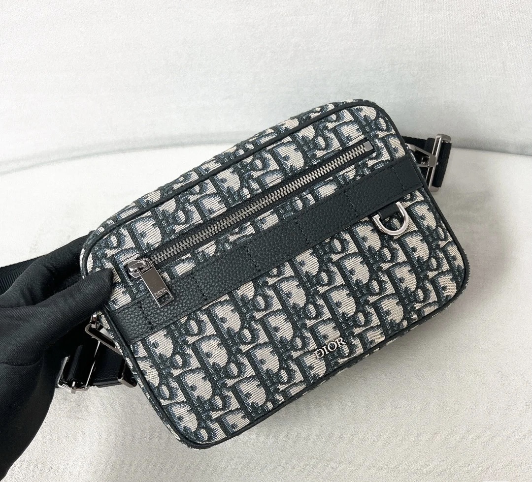 Túi Dior Safari Bag With Strap Oblique Jacquard (Beige) [Mirror Quality]
